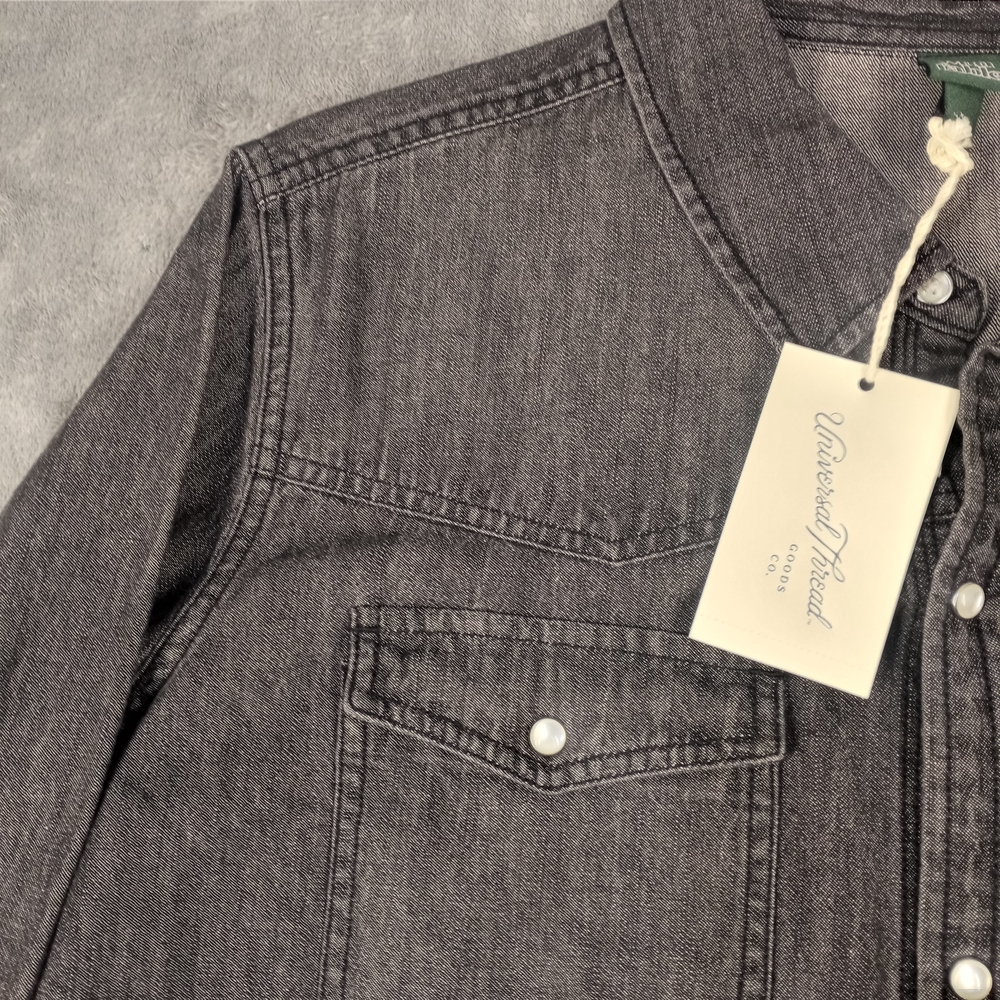 Universal Thread Womens Gray Denim Button-Up Shir… - image 3